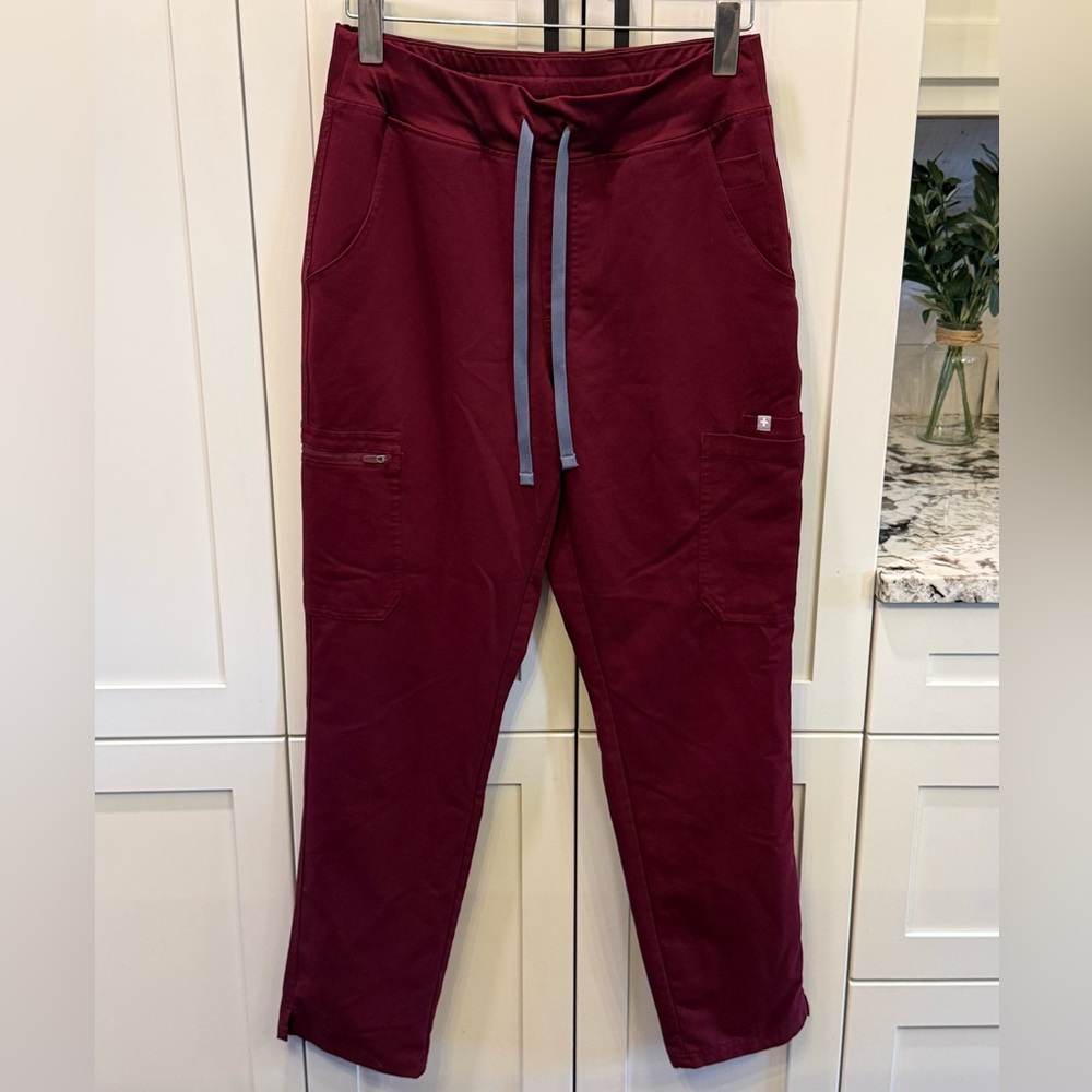 FIGS Yola Skinny Scrub Pants